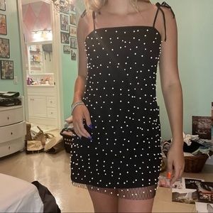 Pearl black dress with mesh lining